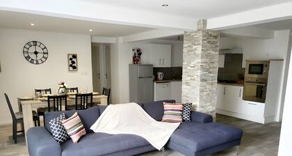 Appartement 'Amoré Fléchette Clim' avec Wi-Fi et Climatisation