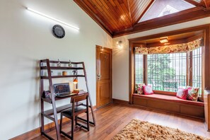 Deluxe-Villa, Balkon, Bergblick | Innenbereich