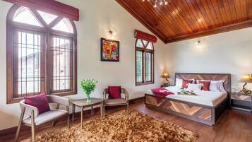 Deluxe Villa, Balcony, Mountain View | Iron/ironing board, free WiFi