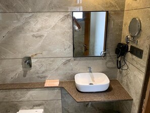 Bathroom - hotel shlok inn (Somnath)