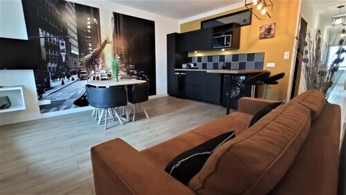 Appartement -  Centre ville - A 2 pas d'un Parc pour enfants . 
idéal Familles !