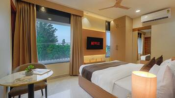 Deluxe Room | Free WiFi