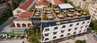 Three Corners Hotel