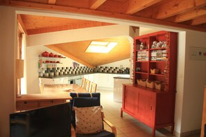 Fridge, microwave, oven, dishwasher - Apartment Myrtilles for 6 People (Chatel)