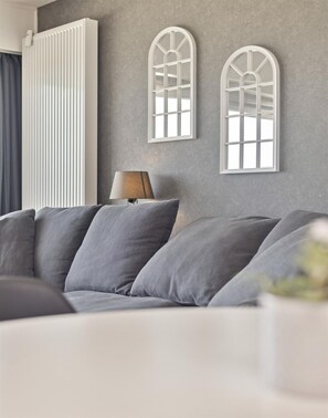 Classic Apartment, 2 Bedrooms | Interior detail - Apartment in Blankenberge Near the Pier (Blankenberge)