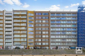 Exterior - Apartment by the Sea Near Marina (Blankenberge)