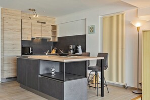 Classic Apartment, 3 Bedrooms | Private kitchen - Apartment by the Sea Near Marina (Blankenberge)