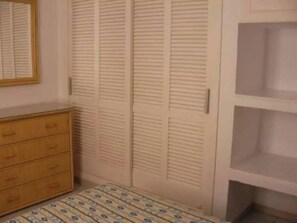 1 bedroom, bed sheets - Entire housing: residential apt. in Santa Eulalia del Río, Spain (Santa Eulària des Riu)