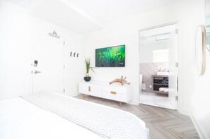 1 chambre, coffres-forts dans les chambres, bureau
