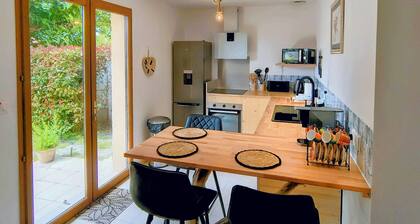 Écrin paisible 51m² avec 2 terrasses & vélos sur le Bassin