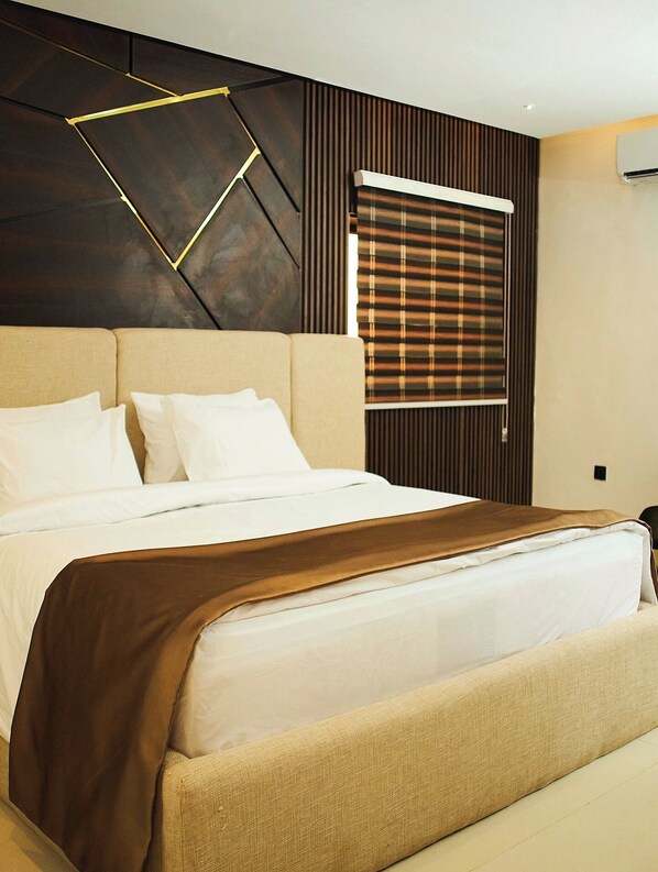 Comfort Room, Balcony, City View - Harbour Bay Hotel  (Abuja)