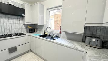 Shared Dormitory, 1 Bedroom, Accessible | Private kitchen