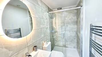 Shared Dormitory, 1 Bedroom, Accessible | Bathroom