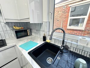 Sovsal - 1 sovrum - tillgänglighetsanpassat | Eget kök