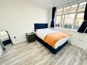 Rumah, 4 kamar tidur | 4 kamar tidur