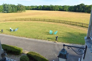 Property grounds - Vrbo Property (Casson)