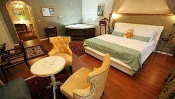 Superior Suite, City View