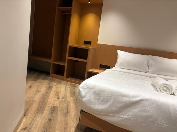 Deluxe Triple Room | Free WiFi