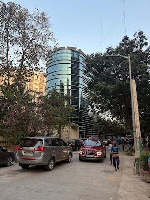 Free self-parking