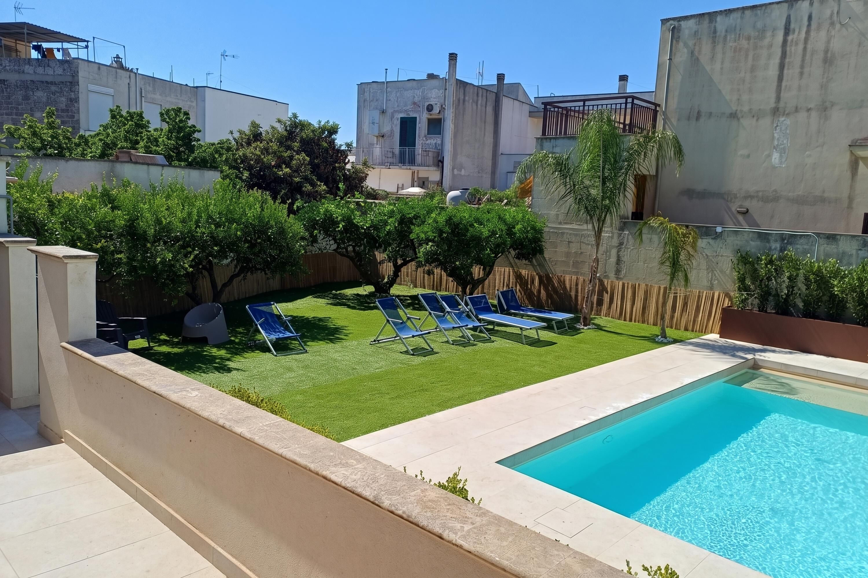 Piscine extérieure (ouverte en saison)