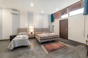 Standard Room, Multiple Bedrooms (VillaMar Salento Room 1 With Pool) | 3 bedrooms, free WiFi, bed sheets