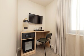 Quarto casal conforto, vista para a cidade | Parte interna