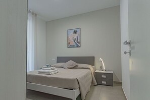 Room - Homiday - Albatros 1, Two-room apartment on the Ground Floor (Alba Adriatica)
