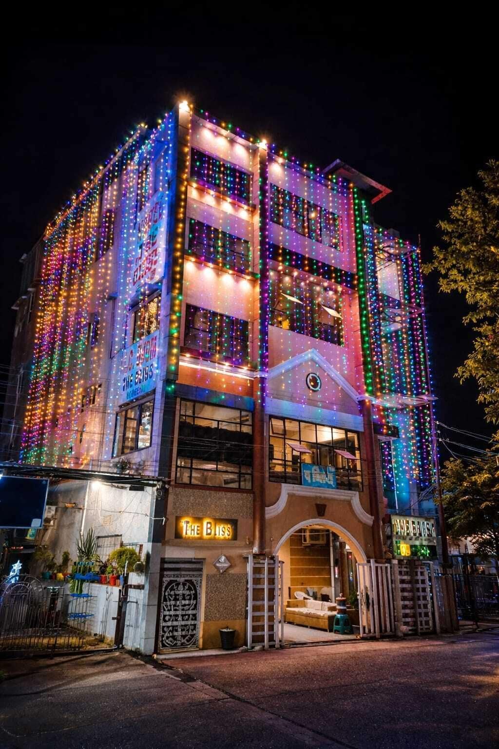 واجهة المنشأة