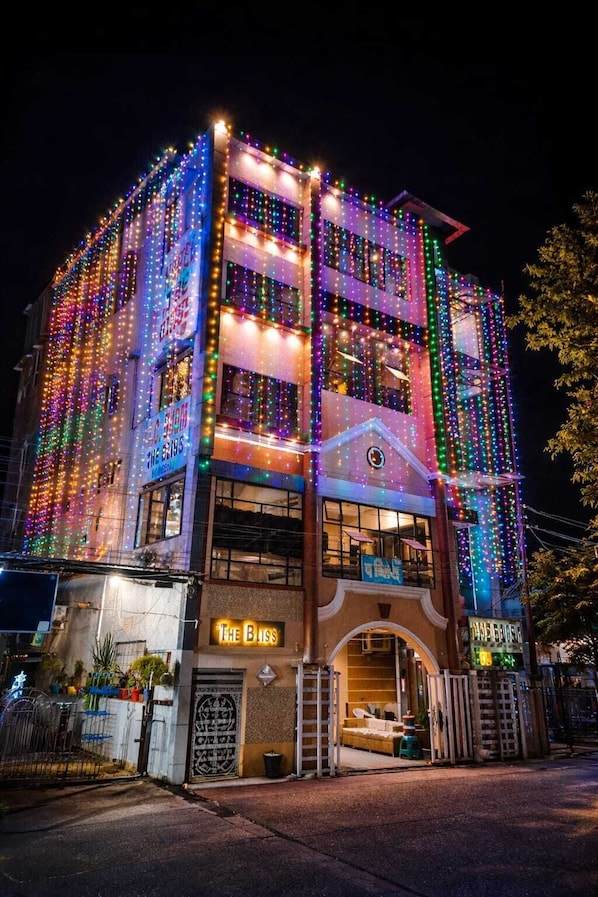 Majoituspaikan julkisivu