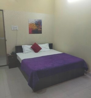 Room - Hotel The Bliss Home Stay (Barwaha)