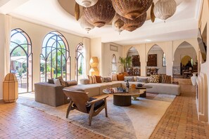 Interior - Villa Kanza with heated pool - My Rental Homes (Marrakesh)