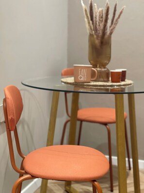 Studio Comfort, pemandangan kota | Tempat makan