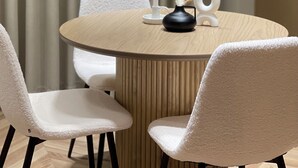 Leilighet – superior, balkong, byutsikt | Spiseområde