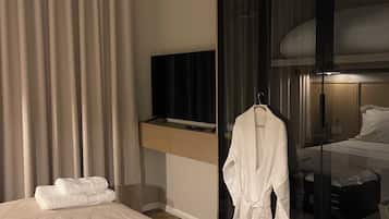 Superior Apartment, Balcony, City View