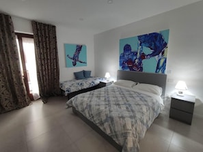 Room - GArt Riviera B&B (Pescara)