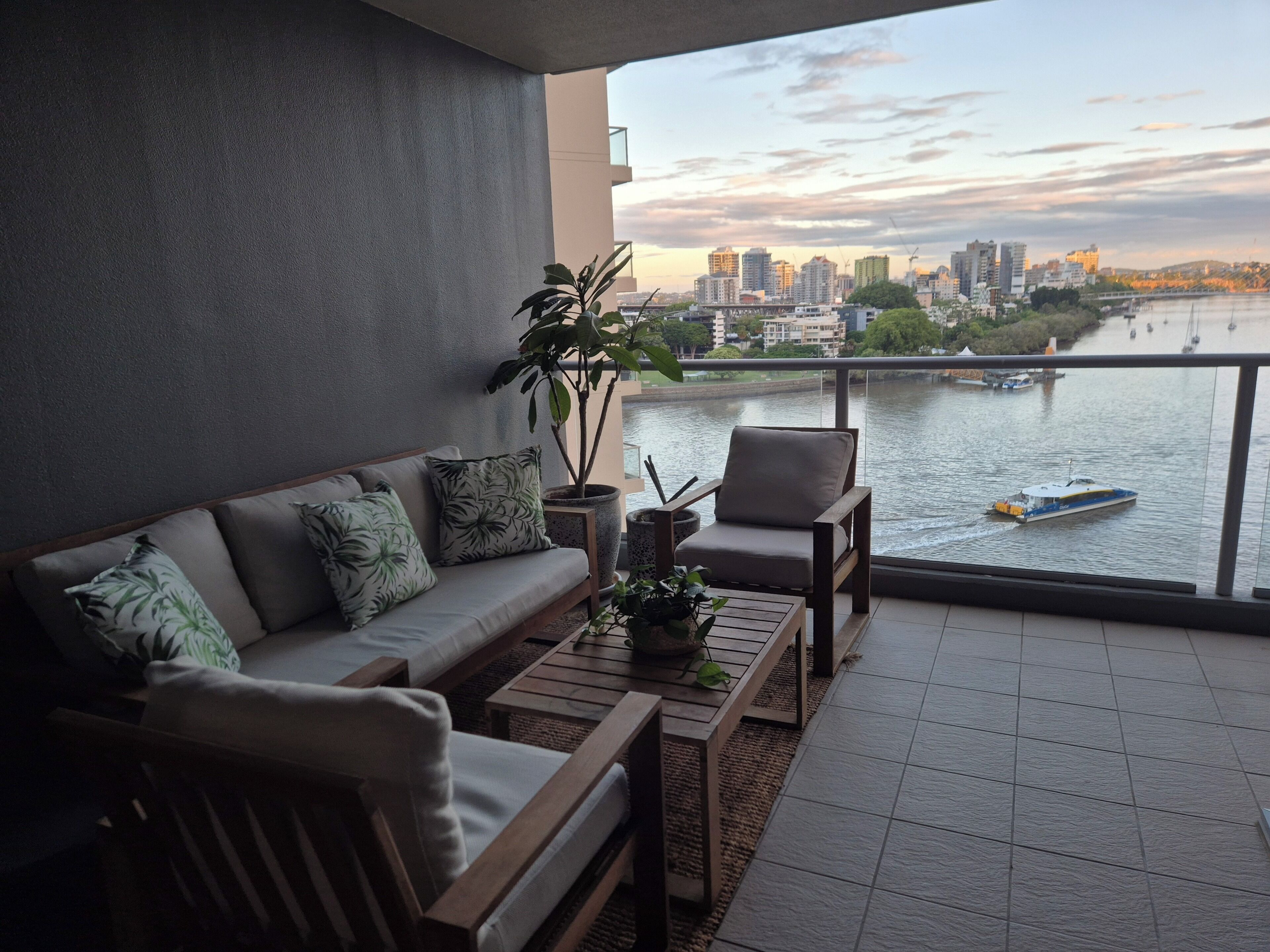 Apartamento luxo, vista para o rio | Área da propriedade