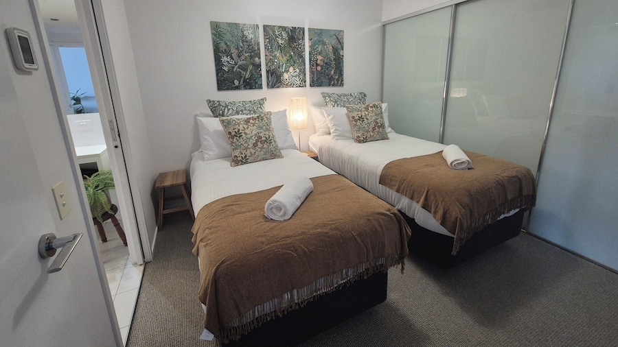 Tropical City Escape