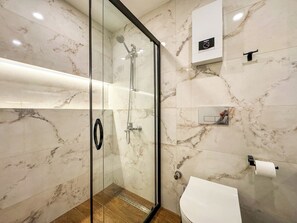 Bathroom - Qoople Elite 2 City 13 apartment in Alanya, Turkey (Alanya)