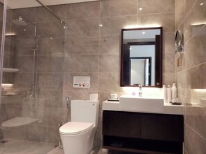 Luxury Apartment, 2 Bedrooms, Balcony | Bathroom | Shower, hair dryer, towels, soap - Melody Home - Sapphire Ha Long (Ha Long)