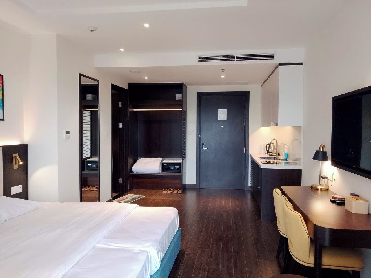 Lyxlägenhet - 1 kingsize-säng - balkong - havsutsikt