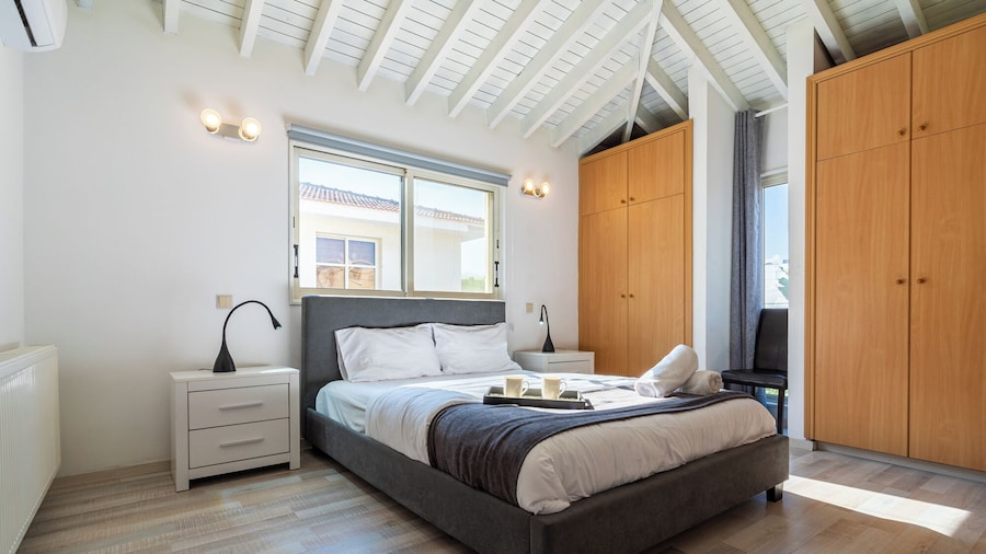 Gaia's Residence & Private Pool in Larna