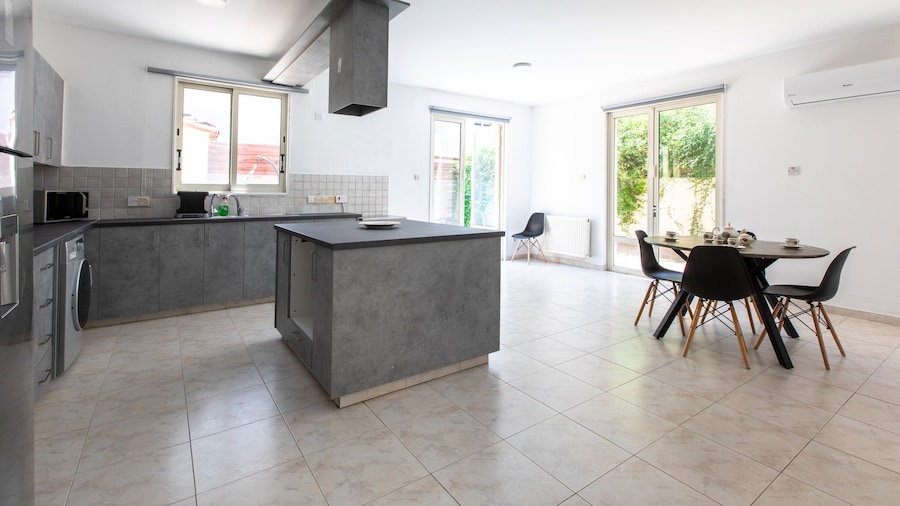 Gaia's Residence & Private Pool in Larnaca