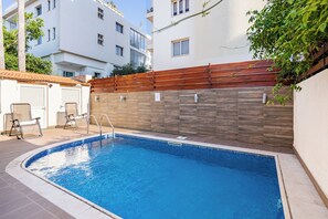 Comfort-Haus, 4 Schlafzimmer, eigener Pool, Stadtblick | Eigener Pool