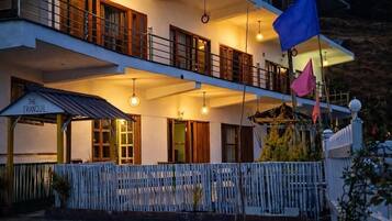 Suite, pemandangan gunung | Eksterior