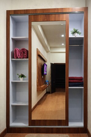 Interior - The Tranquil Hotel (Masak)