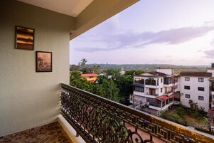 Deluxe Villa, Balcony, City View | Property grounds