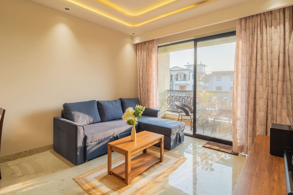 ELIVAAS Kamerios Maris 1 BHK Apartment