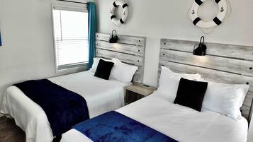 Townhouse, Beberapa Tempat Tidur, patio, pemandangan kebun (Heart of Naples)