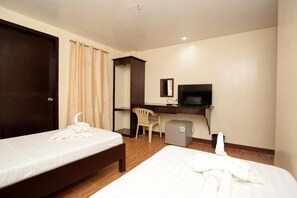 Deluxe Double Room - Palette Boracay Isle by The White Beach (Malay)