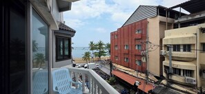 Chambre Deluxe, vue mer | Enceinte de l’hébergement